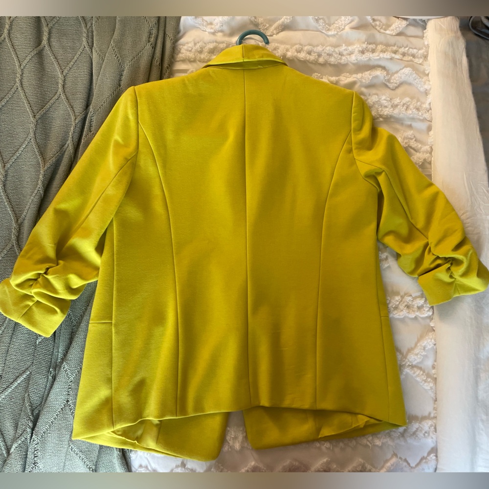 Yellow blazer - Picture 4 of 4